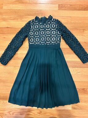 Ivy City 6/7 Green Lace Bodice Pleated Skirt Dress